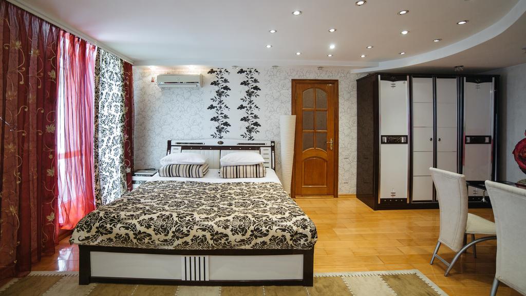 Hotel Ezio Codru Quarto foto